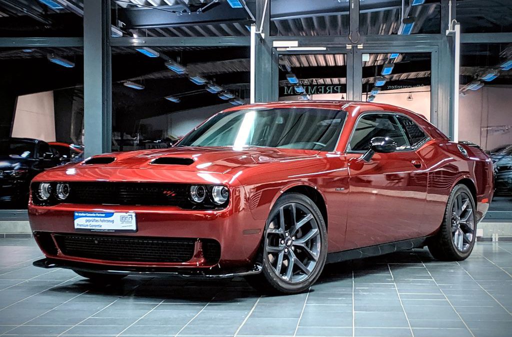 Dodge Challenger R/T 5,7 HEMI V8